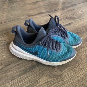 Nike Flex 4 Running Shoes Size 4💙🔥🔥